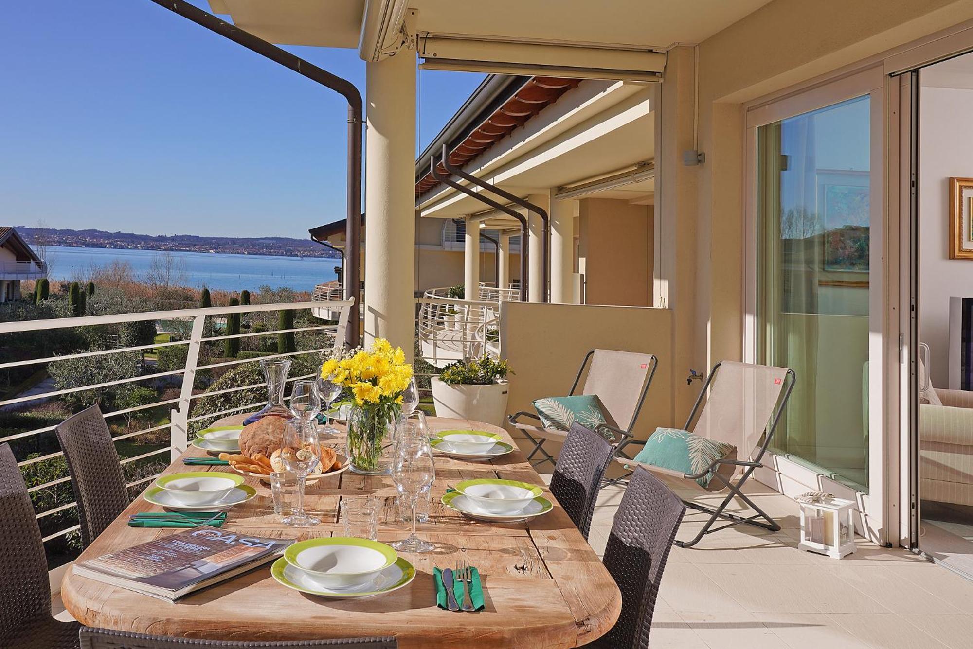 Resort Caesar C4 Sirmione - Gardagate ภายนอก รูปภาพ